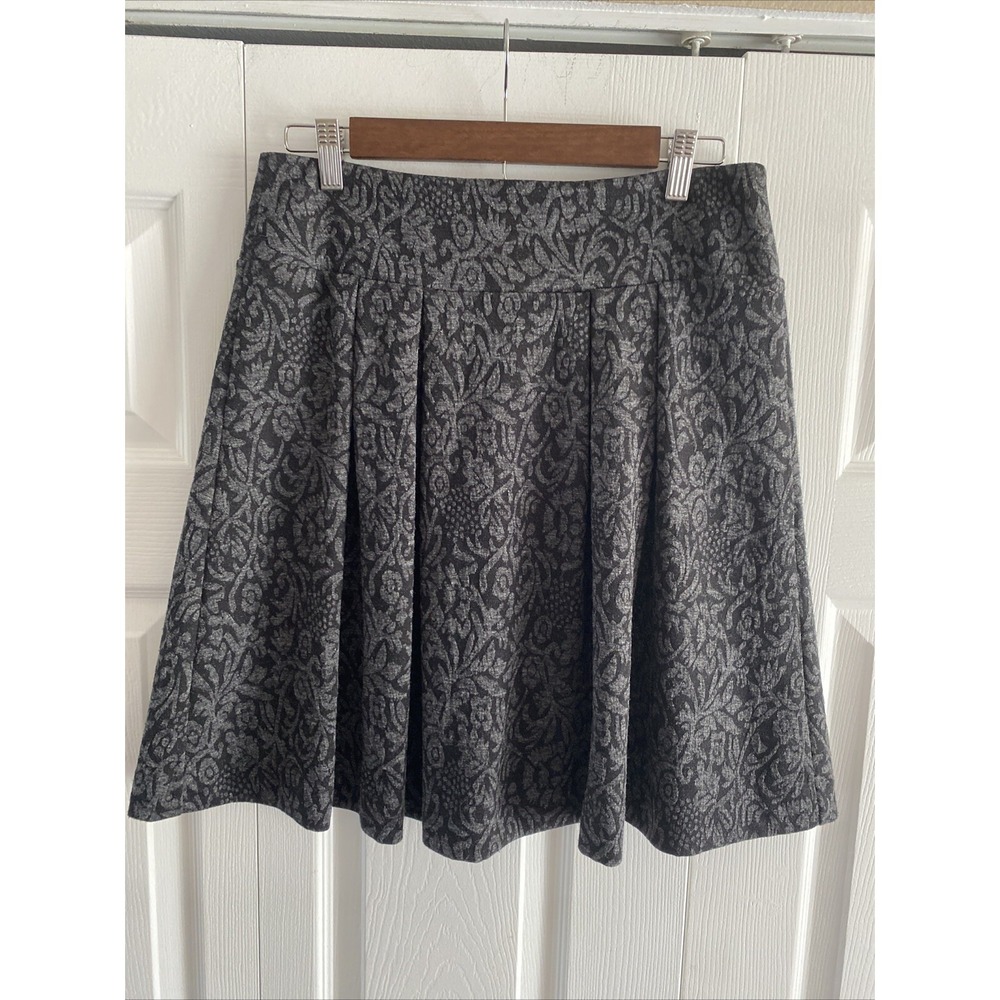 Loft Jacquard‎ Damask A-Line Skirt Womens Size 10 Grey Black Floral Knit